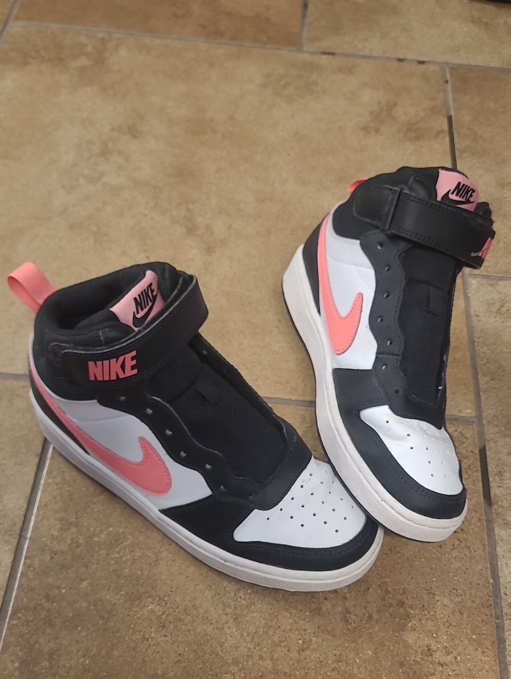 Nike Kids' High-Top Sneakers - Black White Pink